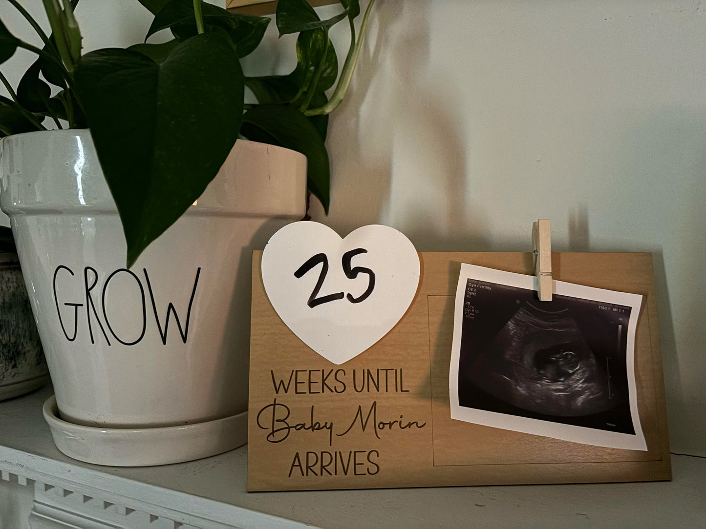 Ultrasound Picture Frame, Baby Countdown, Ultrasound Holder, Ultrasound Holder, Baby shower gift, Pregnancy Countdown, Sonogram Frame