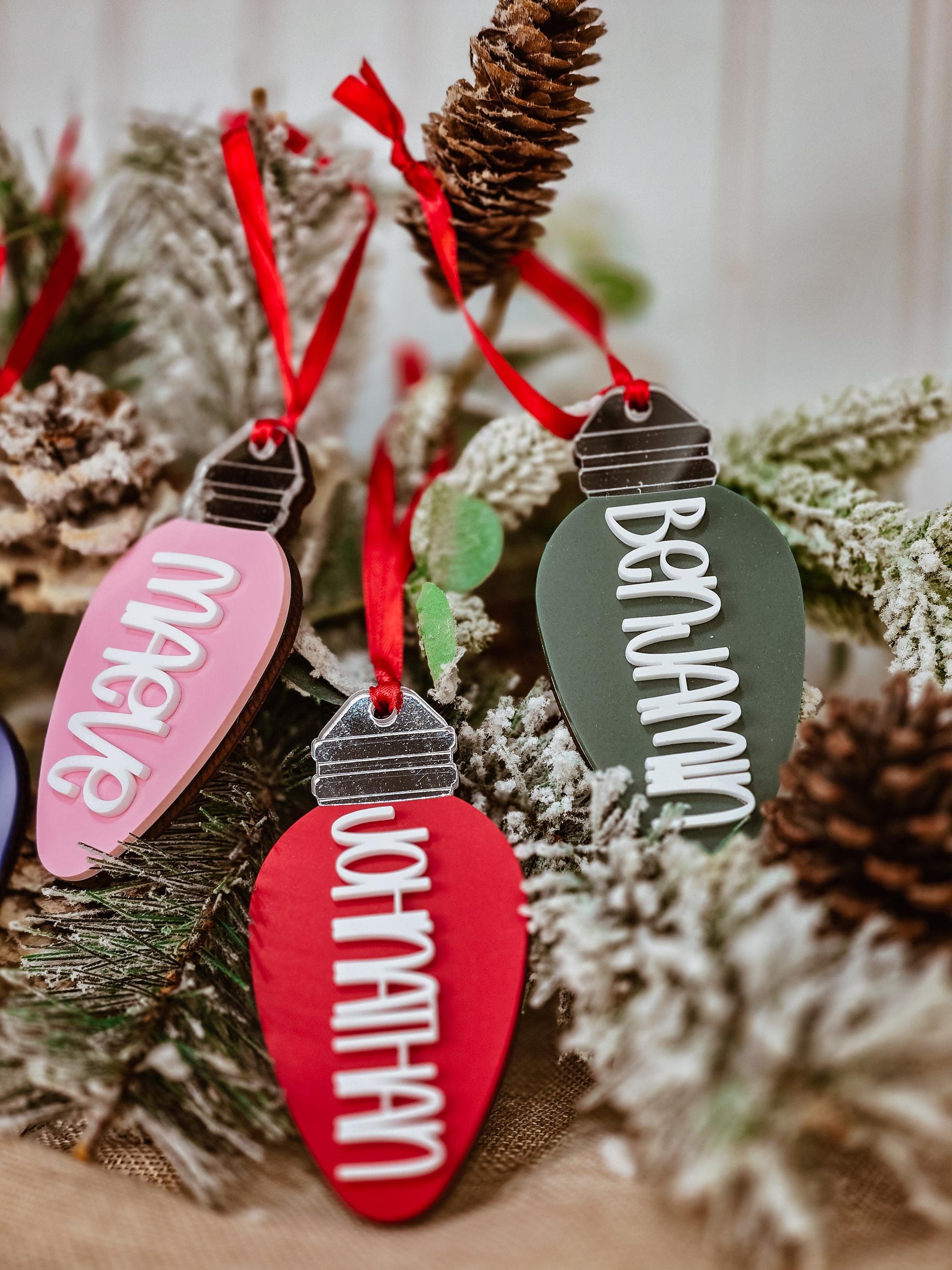 Christmas Light Bulb Ornament, Holiday Ornament, Christmas Ornament, Christmas Gift for Family, Kids Ornament, Personalized Ornament